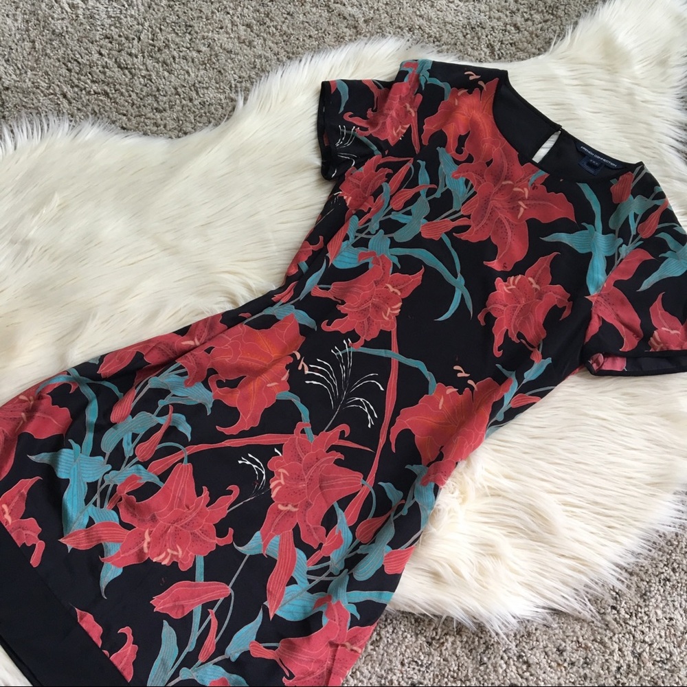 French Connection Black with floral patterns Dress